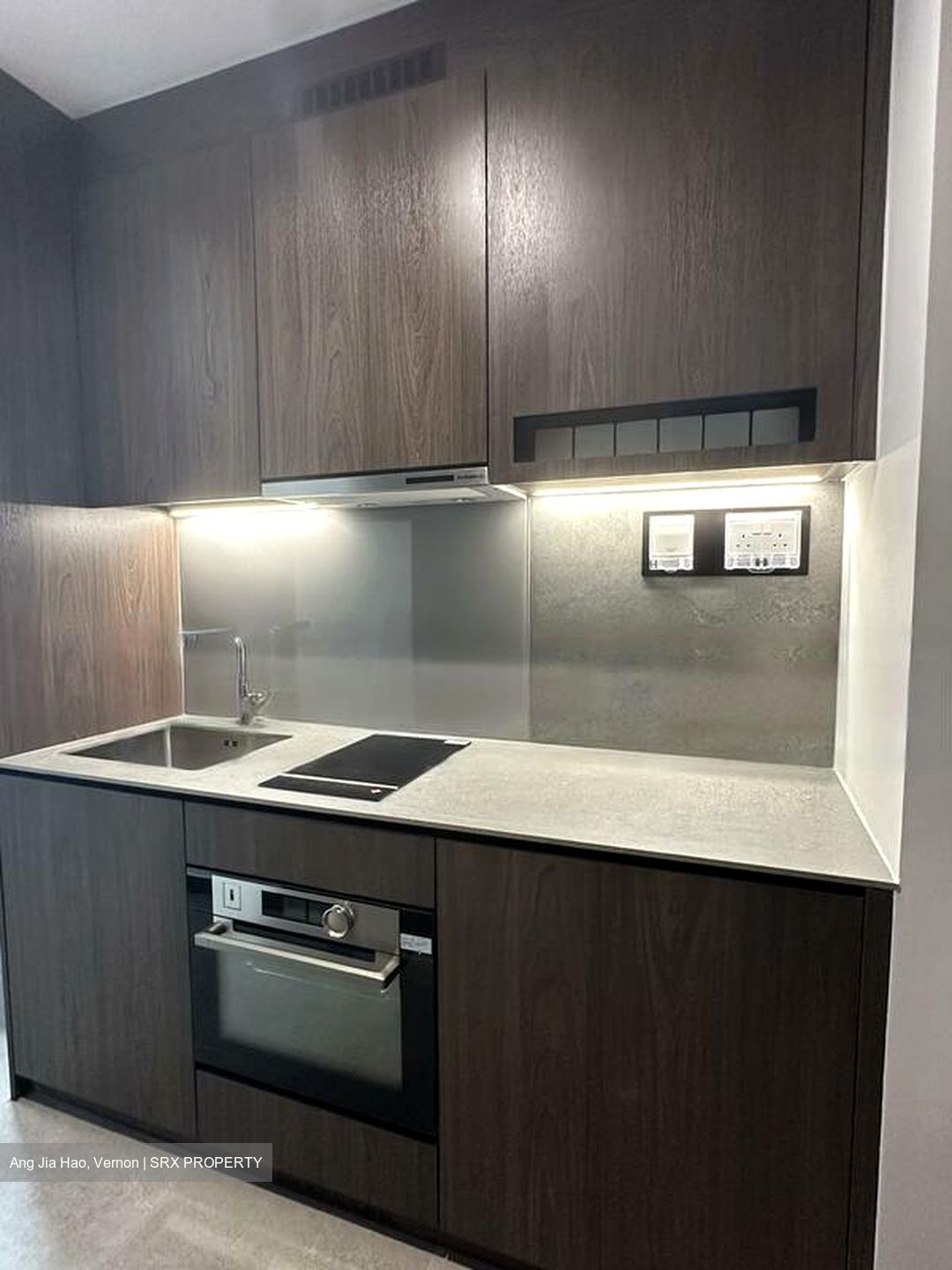 Midtown Modern (D7), Apartment #476321231